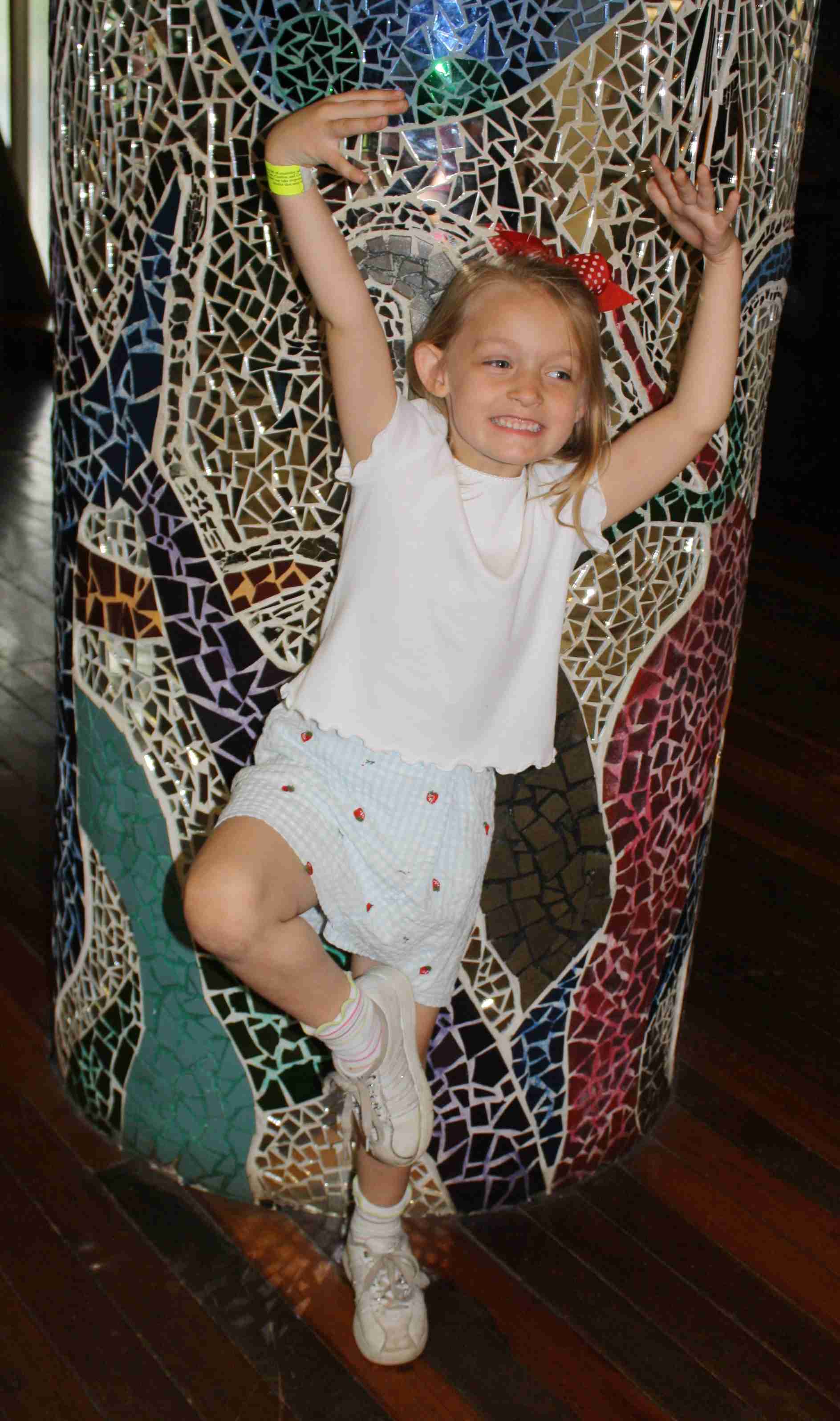 2009-06-15 City Museum Cate dancing.jpg